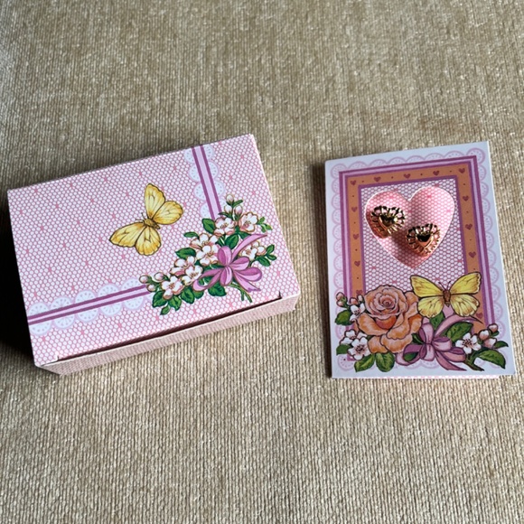 VINTAGE (1991) AVON STRAIGHT FROM THE HEART GIFT SET - Picture 2 of 5